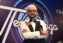 Филипп Киркоров зажигает в Дубае и поддерживает Белгород новым концертом filipp kirkorov zazhigaet v dubae i podderzhivaet belgorod novym konczertom-todey-ru-174224123900-0