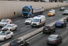 Илья Русяев и Александр Хаминский о нововведениях для водителей с 1 апреля 2025 ilya rusyaev i aleksandr haminskij o novovvedeniyah dlya voditelej s 1 aprelya 2025-todey-ru-174340695700-0