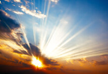 Китай совершил прорыв в разработке термоядерного «искусственного солнца» SunsetWithSunRays