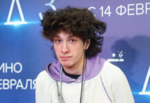 Марк Эйдельштейн продолжает учебу в ННГУ и сохраняет право на армейскую отсрочку Премьера фильма Лед 3 в кинотеатре Октябрь