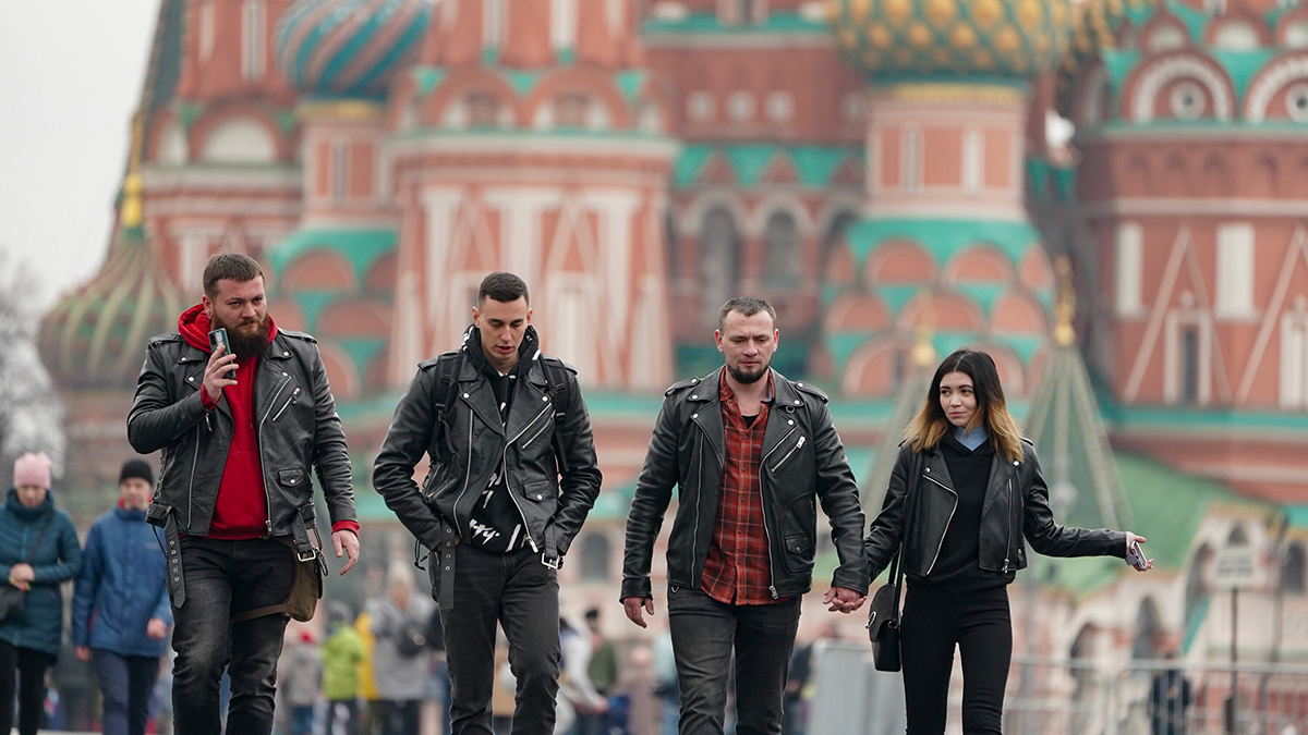 Депутат Киселев: Поднятие возраста молодежи в России до 40 лет не обсуждается