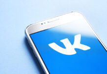 JyvaskylaFinland-January42018VkLogoOnSmartphone