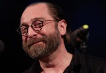 Владимир Панков возглавил Ленком сохраняя наследие Марка Захарова vladimir pankov vozglavil lenkom sohranyaya nasledie marka zaharova-todey-ru-174323223800-0