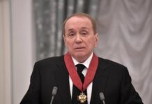 Александр Масляков и преемственность в новой главе КВН aleksandr maslyakov i preemstvennost v novoj glave kvn-todey-ru-174560242400-0