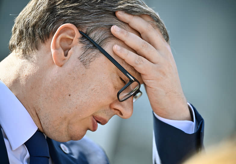 Александр Вучич и парад в Москве - станет ли Сербия заложником сближения с ЕС?-0