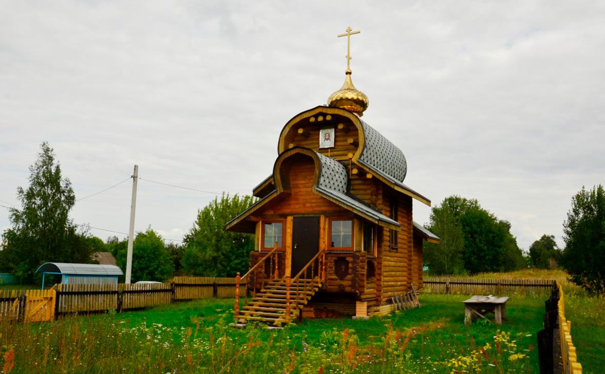 Храм-часовня в селе Зерново, Брянская область (Брянская Епархия Русской Православной Церкви)