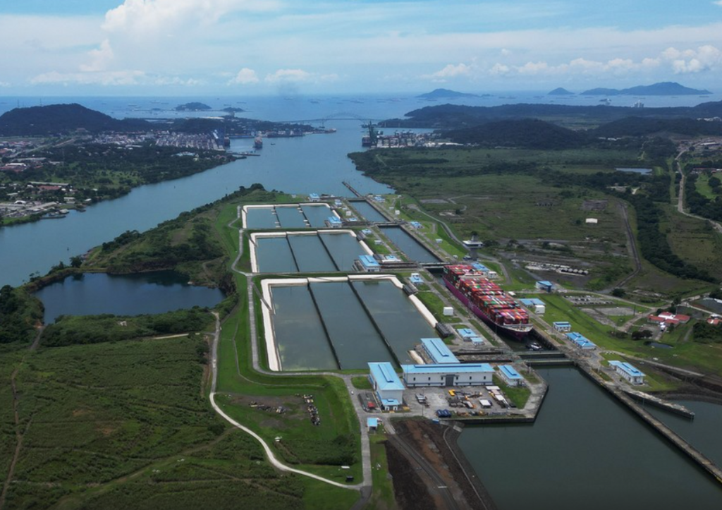 Сын Трампа вслед за отцом сделал резкое заявление о Панамском канале