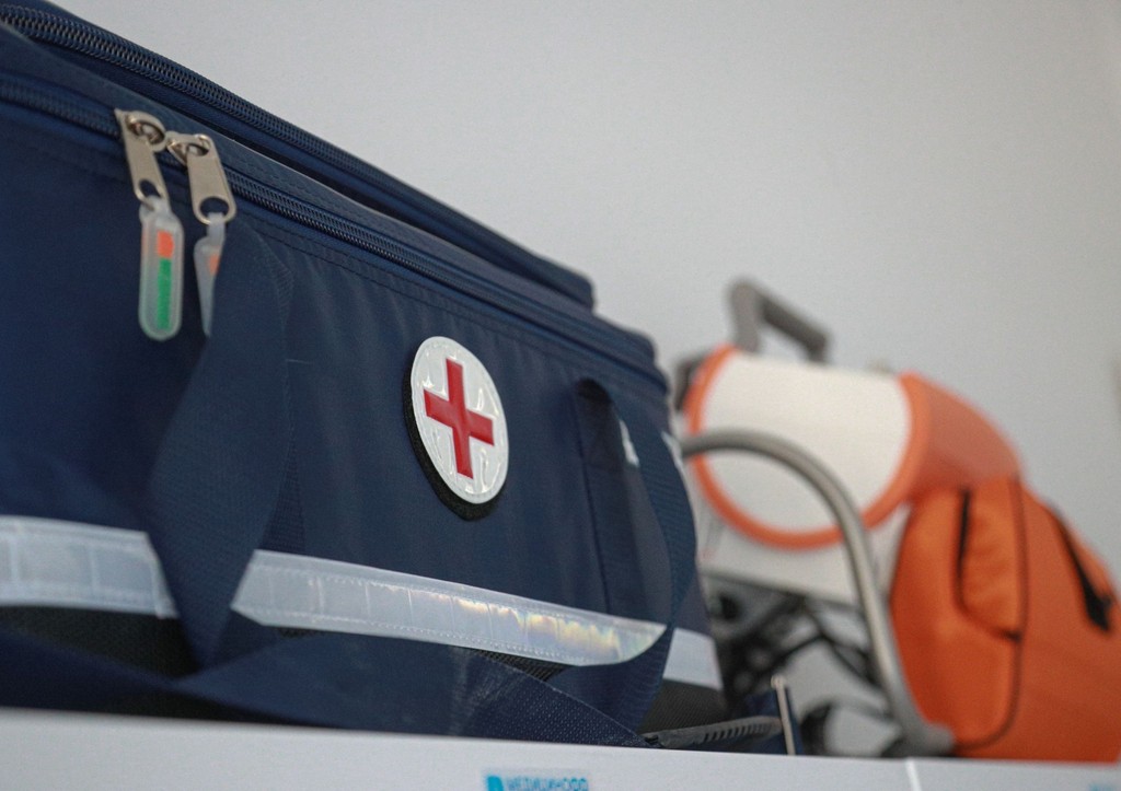 Россиянам рассказали, как собрать аптечку на майские праздники