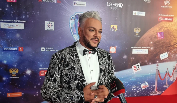 Осунувшийся Киркоров встревожил своим видом после смерти отца