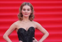 Кристина Асмус получила поддержку театра Ермоловой после споров о роли в «Склифе» kristina asmus poluchila podderzhku teatra ermolovoj posle sporov o roli v sklife-todey-ru-174491214800-0