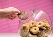 Ксения Забатурина из Grow Food раскрыла связь стресса и компульсивного переедания kseniya zabaturina iz raskryla svyaz stressa i kompulsivnogo pereedaniya-todey-ru-174420158400-0