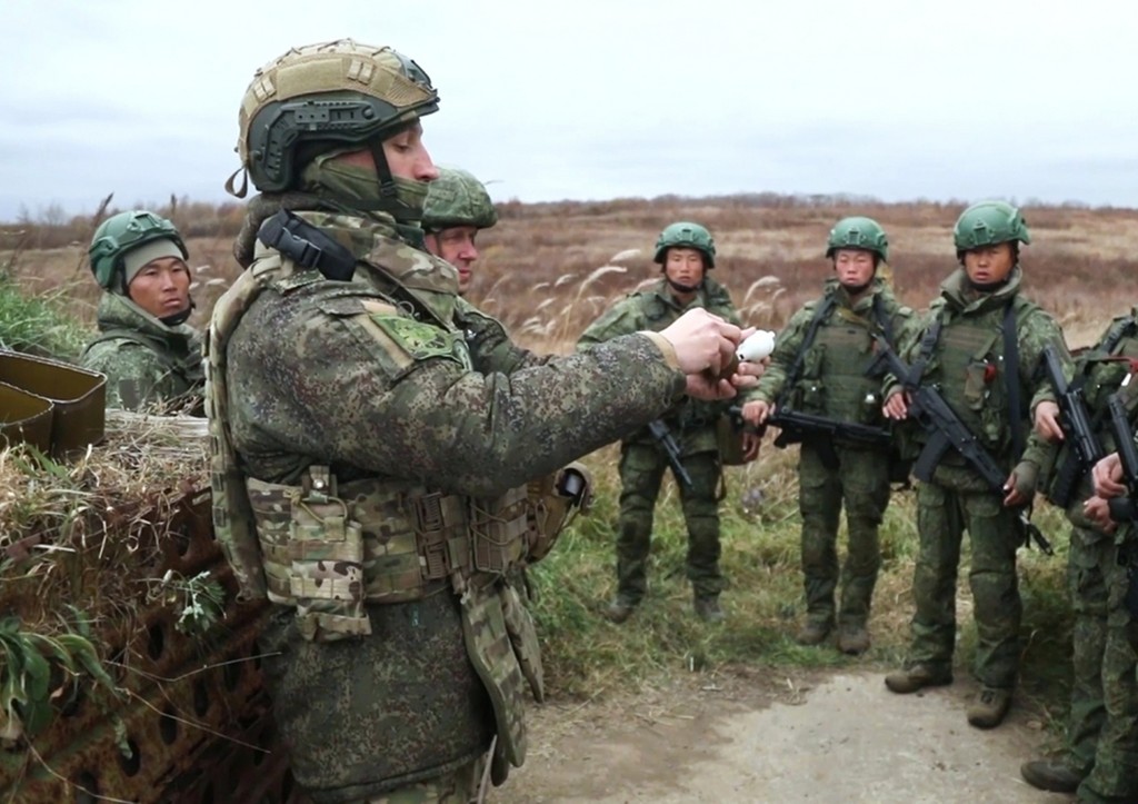 Боевая подготовка военнослужащих из КНДР в Курской области