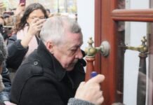 Михаил Ефремов строит новую жизнь и планирует встречу с семьей Сергея Захарова mihail efremov stroit novuyu zhizn i planiruet vstrechu s semej sergeya zaharova-todey-ru-174451999800-0