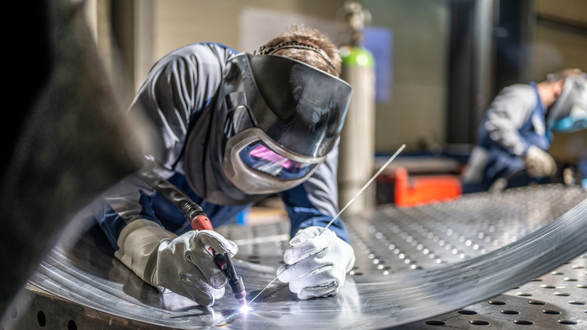 Собянин: инвестиции в обрабатывающие производства выросли на треть в 2024 году