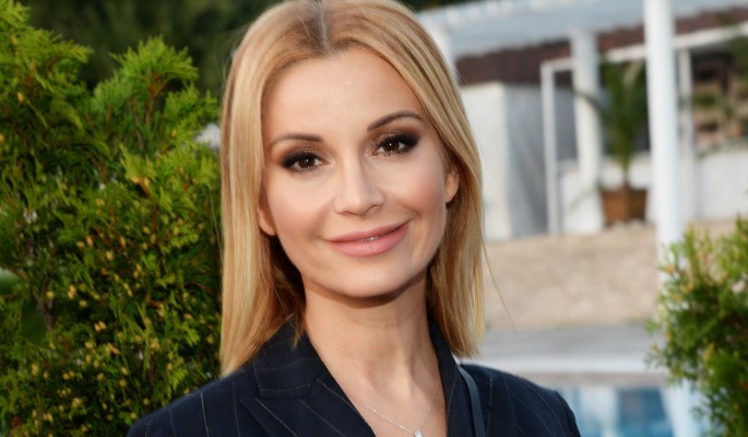 Орлова бросилась на шею бывшему