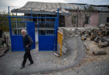 Перспективы мира в Нагорном Карабахе - шаги Дмитрия Пескова и Сергея Лаврова perspektivy mira v nagornom karabahe shagi dmitriya peskova i sergeya lavrova-todey-ru-174493731000-0