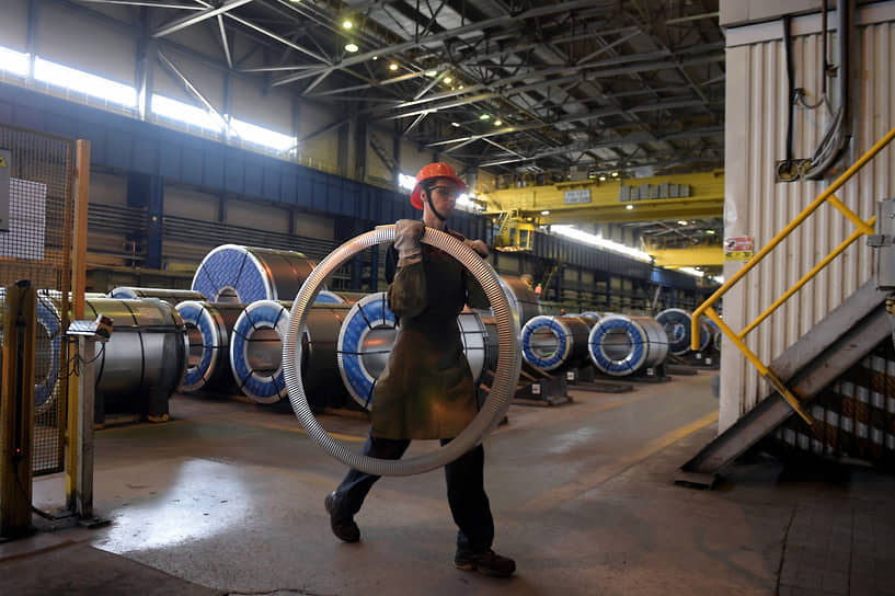 Рост спроса на оцинкованный прокат и прогнозы от Русмет и ТеДо в строительном сезоне-0