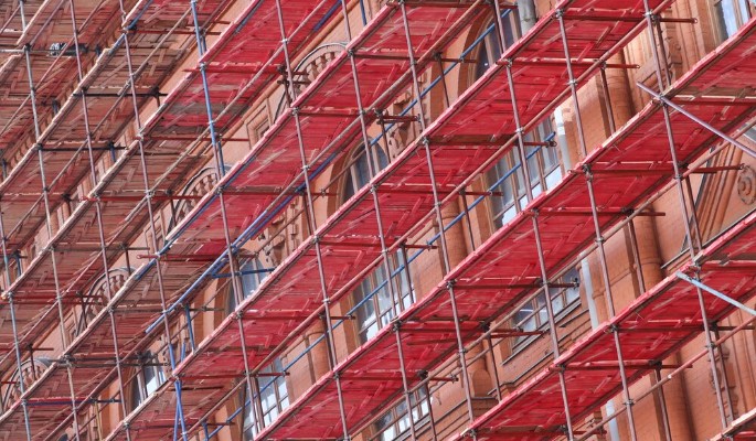 До конца года в порядок приведут семь жилых домов серии "Башня Вулыха"