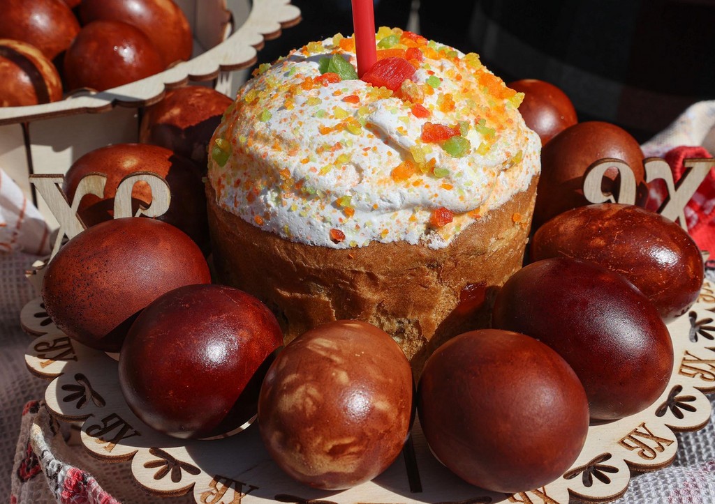 Освящение пасхальных куличей и яиц