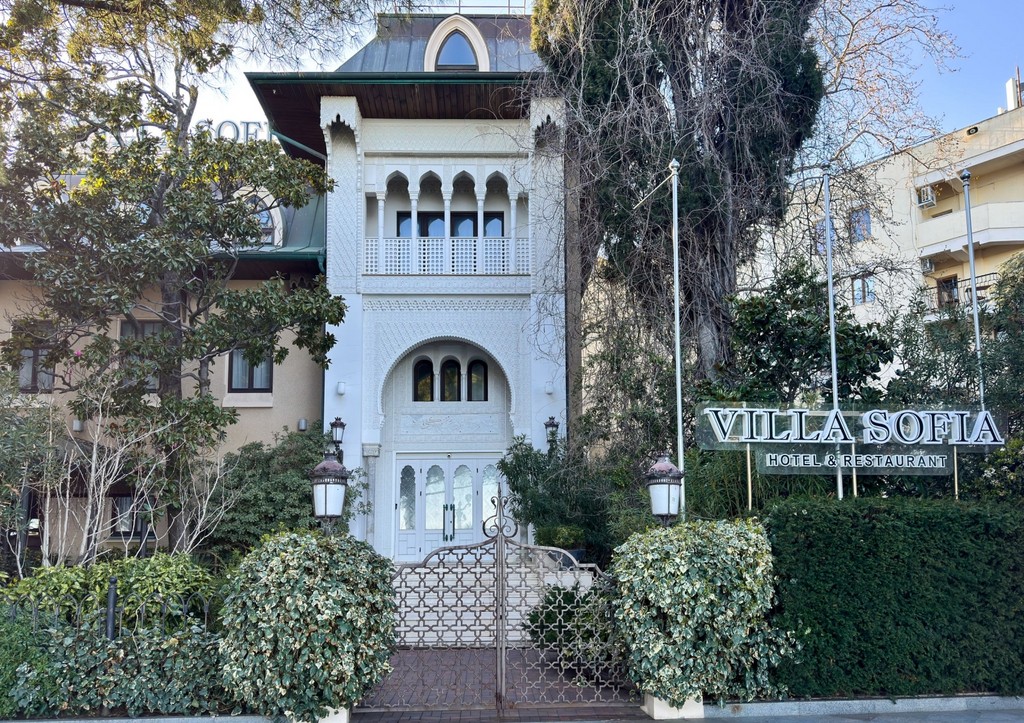 Крымчане назвали имущество Ротару в Ялте «проклятым»