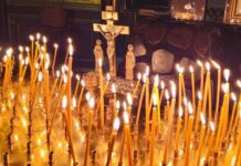 Цветы у дома семьи Собчак в Санкт-Петербурге напоминают о памяти czvety u doma semi sobchak v sanktpeterburge napominayut o pamyati-todey-ru-174643520100-0