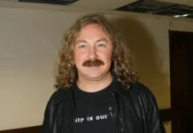 Дальневосточный салат от Игоря Николаева вдохновляет детством и любовью к морепродуктам dalnevostochnyj salat ot igorya nikolaeva vdohnovlyaet detstvom i lyubovyu k moreproduktam-todey-ru-174868427800-0