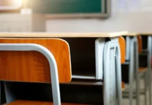 Департамент образования Москвы и Михаил Берулава обсуждают профпробы для подростков departament obrazovaniya moskvy i mihail berulava obsuzhdayut profproby dlya podrostkov-todey-ru-174773613400-0