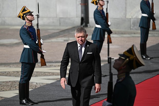 Роберт Фицо