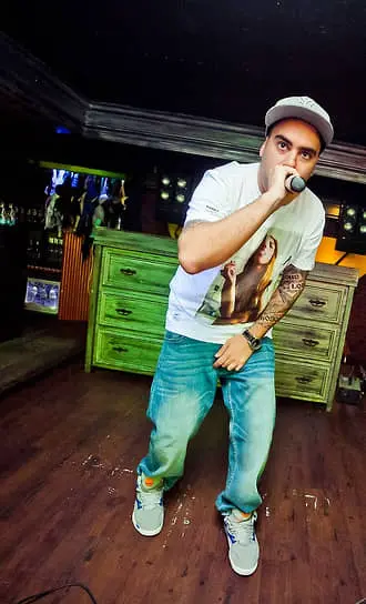 Slimus и Данила Козловский открывают новые творческие горизонты за границей-0