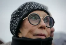 Инна Чурикова и Марк Варшавер надеются на возвращение в Ленком inna churikova i mark varshaver nadeyutsya na vozvrashhenie v lenkom-todey-ru-174776476600-0