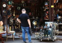 konstantin filatov i andrej minkin predstavlyayut unikalnuyu kollekcziyu sssr i moskvich2140-todey-ru-174782364900-0