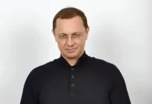 Максим Решетников и Эльвира Набиуллина обсуждают тревожные сигналы для экономики maksim reshetnikov i elvira nabiullina obsuzhdayut trevozhnye signaly dlya ekonomiki-todey-ru-174827821400-0