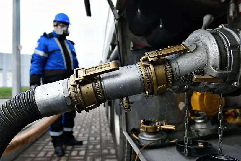 Минэнерго, ФАС и NEFT Research оценивают перспективы рынка дизельного топлива-0