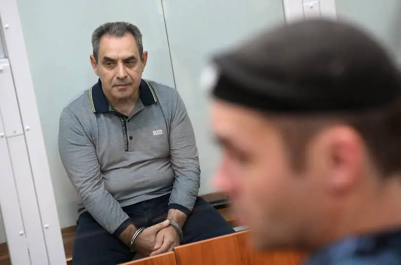 Бывший заместитель командующего Ленинградским военным округом Валерий Муминджанов