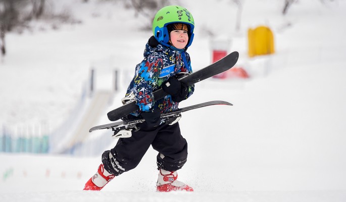 На Воробьевых горах заканчивается строительство трамплина и горнолыжного склона