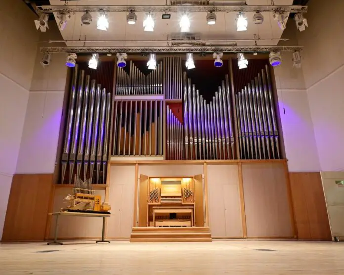 Свердловская филармония представила MIXTUUR с шедеврами Баха и Алена в Сухом Логе-0