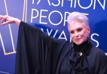 Светлая память Энтони Родду и его творчество с семьей Ирины Понаровской svetlaya pamyat entoni roddu i ego tvorchestvo s semej iriny ponarovskoj-todey-ru-174820817700-0