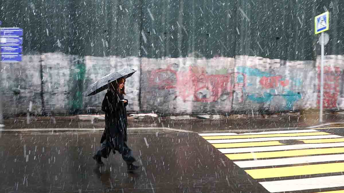 Снегопад прошел в Центральной России 1 мая