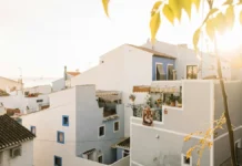 В Испании туриста могут оштрафовать на 200 000 евро за выброшенный валун v ispanii turista mogut oshtrafovat na 200 000 evro za vybroshennyj valun-todey-ru-174775093700-0