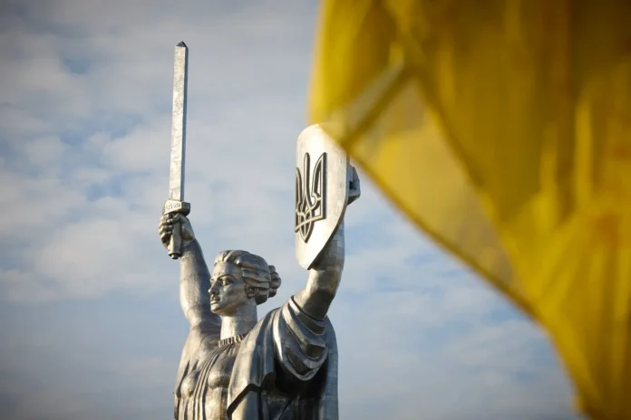 roman kostenko preduprezhdaet o nochi trevogi v rossii i ukraine-todey-ru-0
