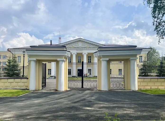 Владимир Путин и Денис Паслер поддержали обновление Демидовской больницы в Нижнем Тагиле-0