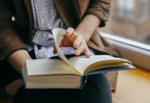 Федор Достоевский и Булгаков вдохновляют москвичей и петербуржцев читать fedor dostoevskij i bulgakov vdohnovlyayut moskvichej i peterburzhczev chitat-todey-ru-0