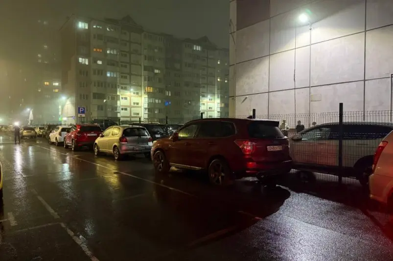 Водители продолжают игнорировать запреты на Зелёном бульваре во Владивостоке Администрация Владивостока