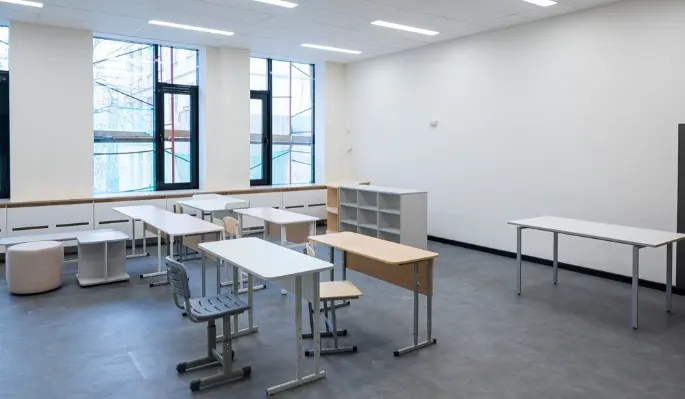 В Сосенском начали строить "школу Ямбурга"