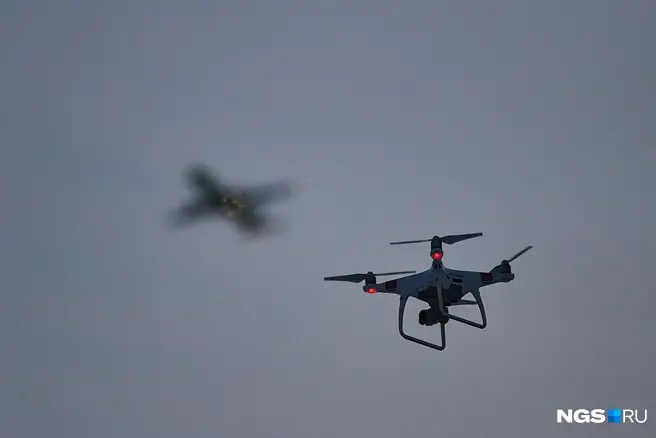 Обломки беспилотника упали на частный жилой дом в Липецком округе | Источник: Александр Ощепков / NGS.RU