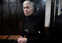 otpravka nadezhdy buyanovoj i evgenii berkovich v koloniyu 3 v kostrome udivlyaet-todey-ru-0