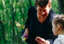 Сямэньский университет подтвердил связь между заботой о внуках и риском деменции syamenskij universitet podtverdil svyaz mezhdu zabotoj o vnukah i riskom demenczii-todey-ru-0