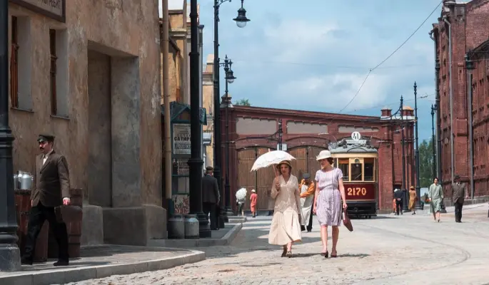 В кинопарке "Москино" возвели масштабную декорацию Москвы начала XX века