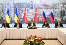 Владимир Мединский и Дмитрий Песков готовят судьбоносный раунд переговоров vladimir medinskij i dmitrij peskov gotovyat sudbonosnyj raund peregovorov-todey-ru-0