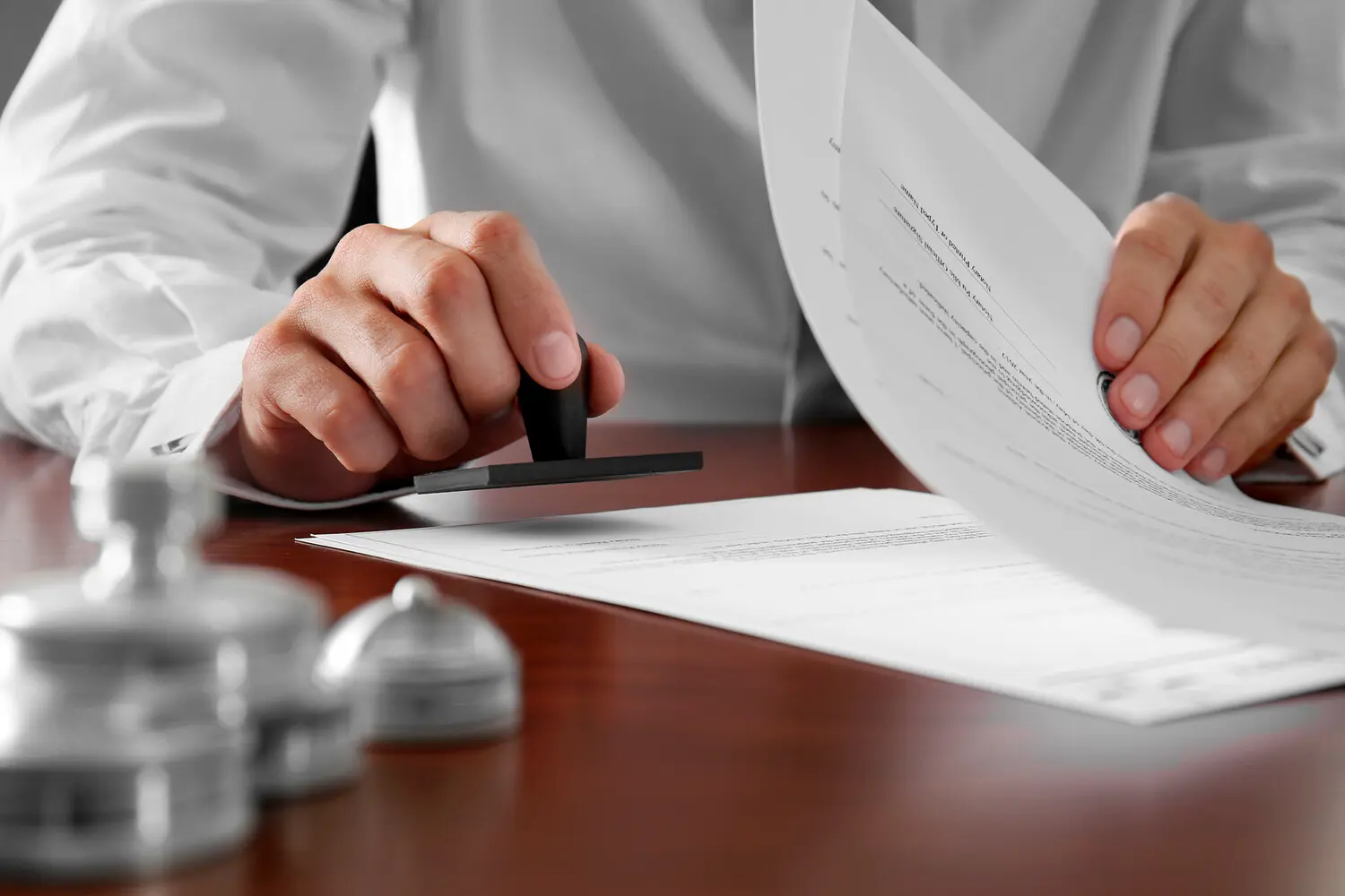 Владимир Шмелев и Федеральная нотариальная палата обсудили оформление дарения жилья-0